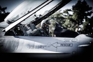 F-16_Solo_Display_Team-Vrieske_8_original